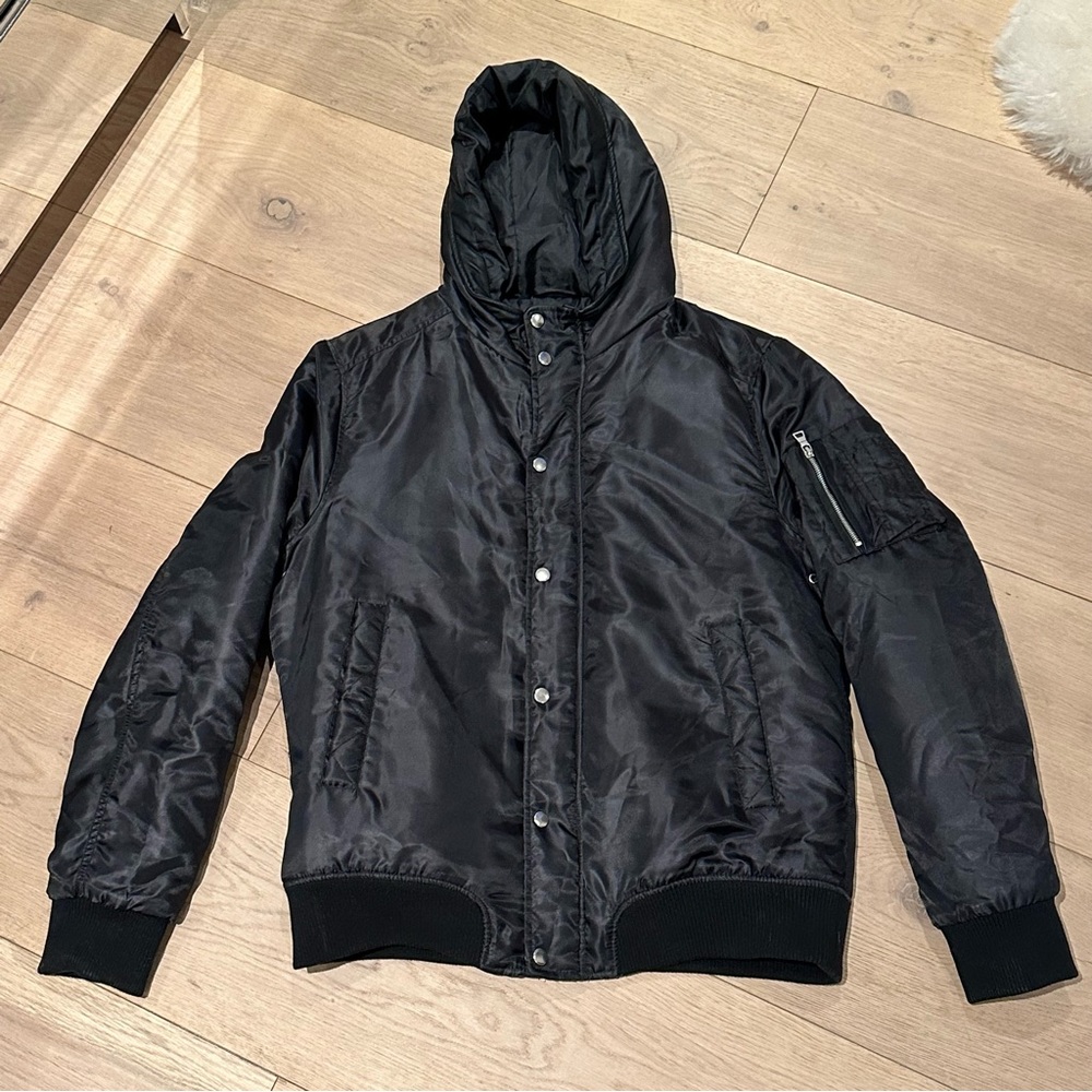 Forever 21 MENS Black Coat